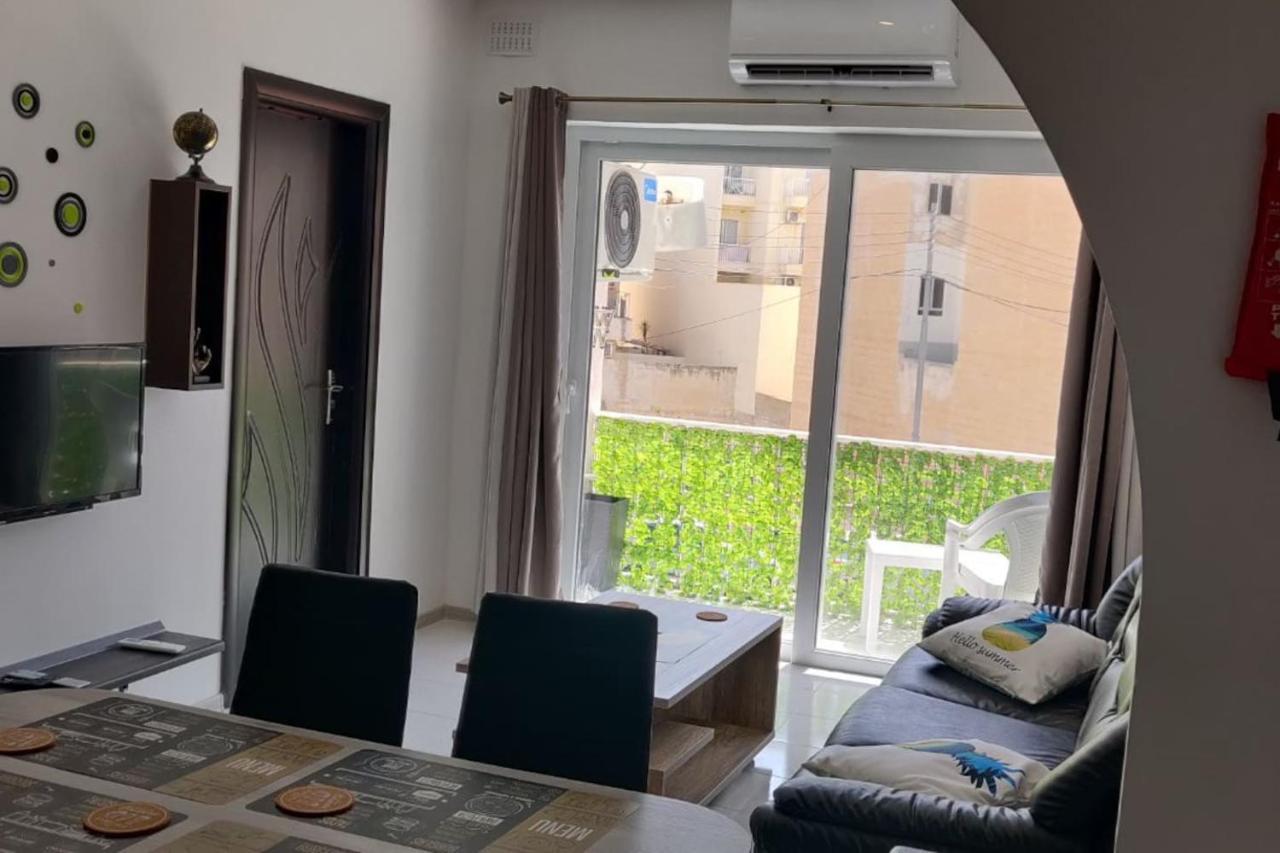 Appartamento Sunny Day Flat St. Paul's Bay Esterno foto