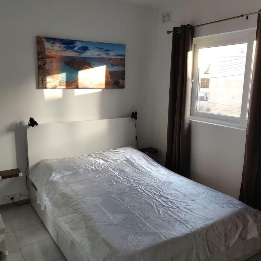 Appartamento Sunny Day Flat St. Paul's Bay Esterno foto