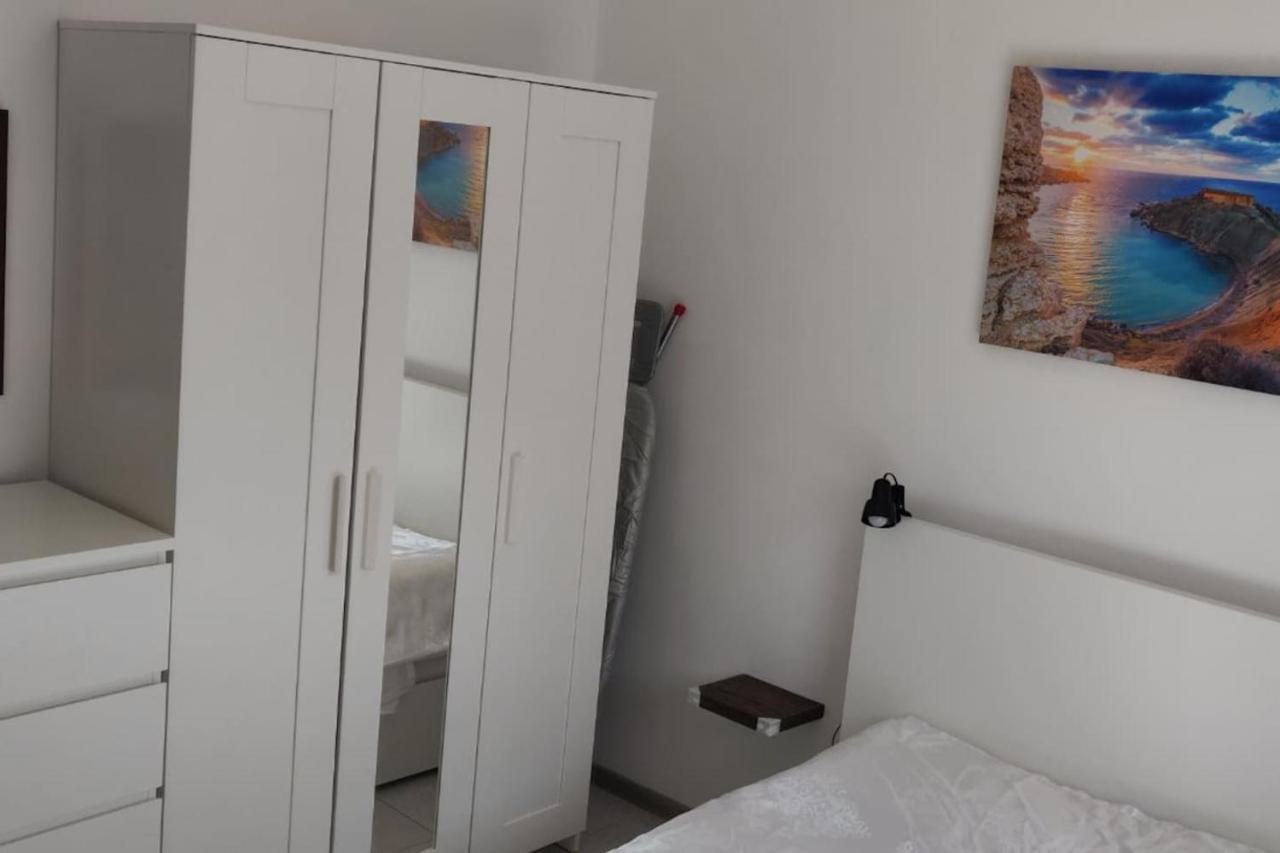 Appartamento Sunny Day Flat St. Paul's Bay Esterno foto
