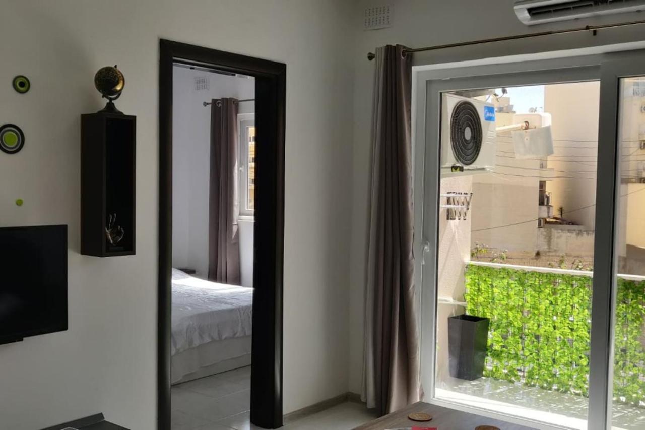Appartamento Sunny Day Flat St. Paul's Bay Esterno foto